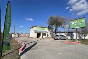 Extra Space Storage - 5162 - Houston - McHard Rd
