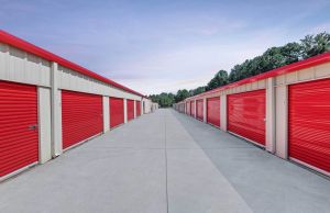 10 Federal Storage - Farnsworth Ave