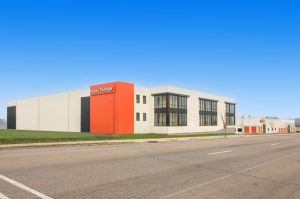 Public Storage - Philadelphia - 533 E Hunting Park Ave