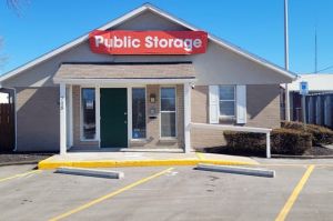 Public Storage - Belton - 715 N Scott Ave