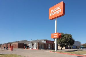 Public Storage - Irving - 3417 N Beltline Rd