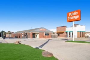 Public Storage - Plano - 1919 W 15th St