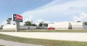 iStorage - 7009 - South Sarasota
