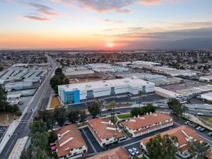 US Storage Centers - Covina - Cutter
