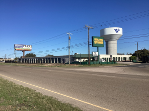 Ideal Storage - Highway 6