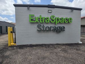 Extra Space Storage - 2289 - Texarkana - S Lake Dr