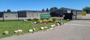 Extra Space Storage - 5303 - McHenry - Bolger Ct