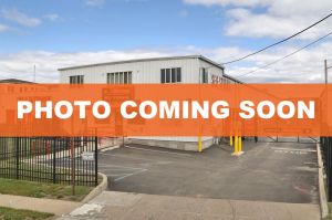 Public Storage - Burlington - 555 Mitchell Avenue