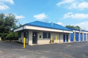 Public Storage - Troy - 1320 E Big Beaver Rd