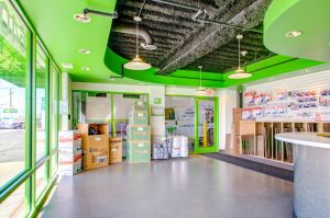 Storage Post - Lawrence