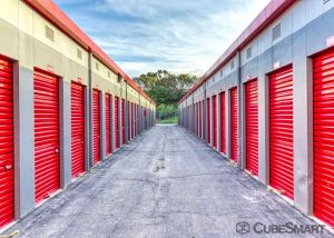 CubeSmart Self Storage - Long Beach