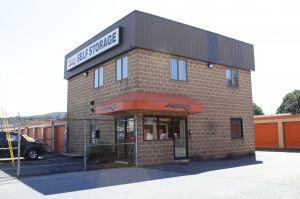 Budget Store and Lock-S 4th St.